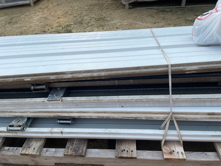 #3837-•-9'-w-x-8't-non-insulated-garage-door-image-10