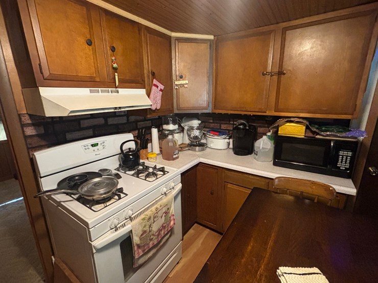 #61000-•-2-bedroom-1-bath-home---8744-musky-point-rd,-tomahawk-wi-image-24