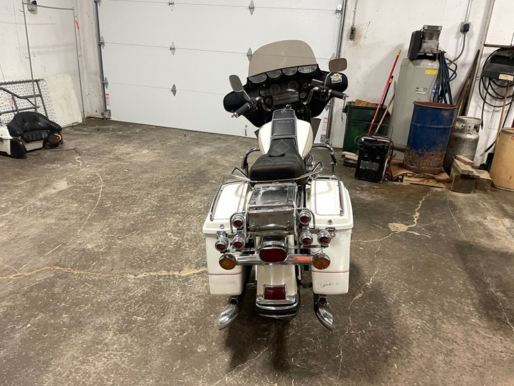 #1251-•-1986-harley-davidson-electric-glide-classic-motorcycle-(has-wi-title)-image-5