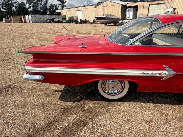 #128-•-1960-chevrolet-impala-2-door-hardtop-–-348-v8-image-58