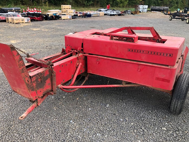 massey-ferguson-12-image-3