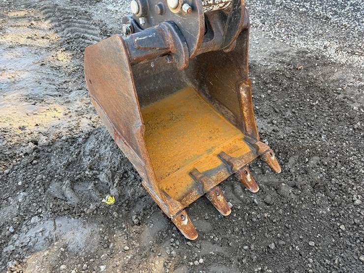 2020-bobcat-e42-image-9