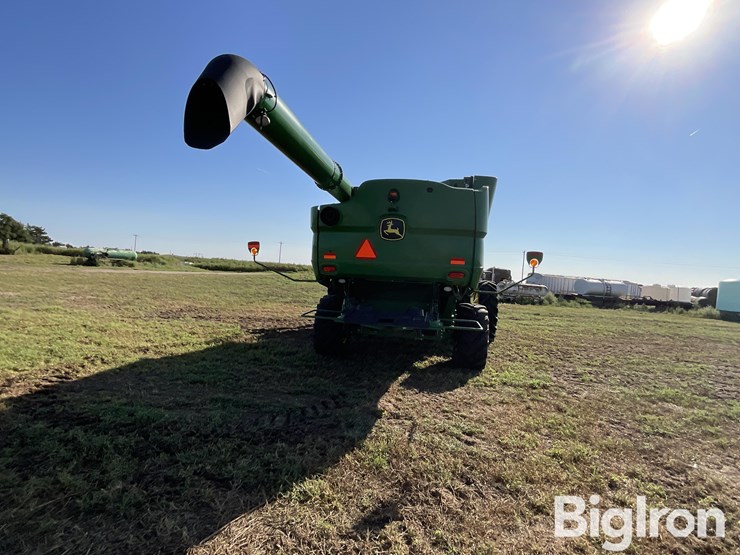 2019-john-deere-s790-image-7