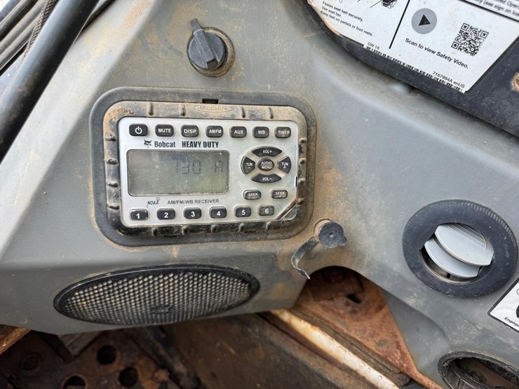 2019-bobcat-t595-image-30