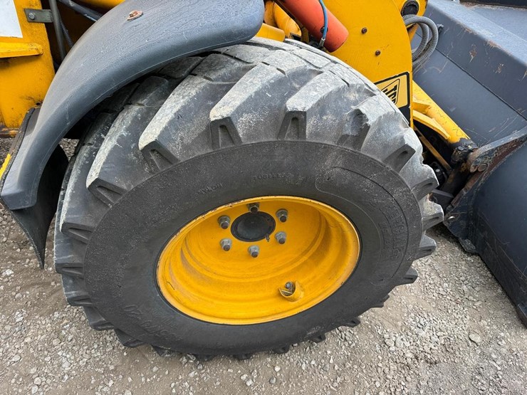 jcb-409-image-18