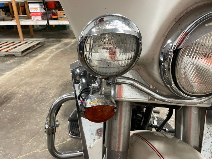 #1251-•-1986-harley-davidson-electric-glide-classic-motorcycle-(has-wi-title)-image-56