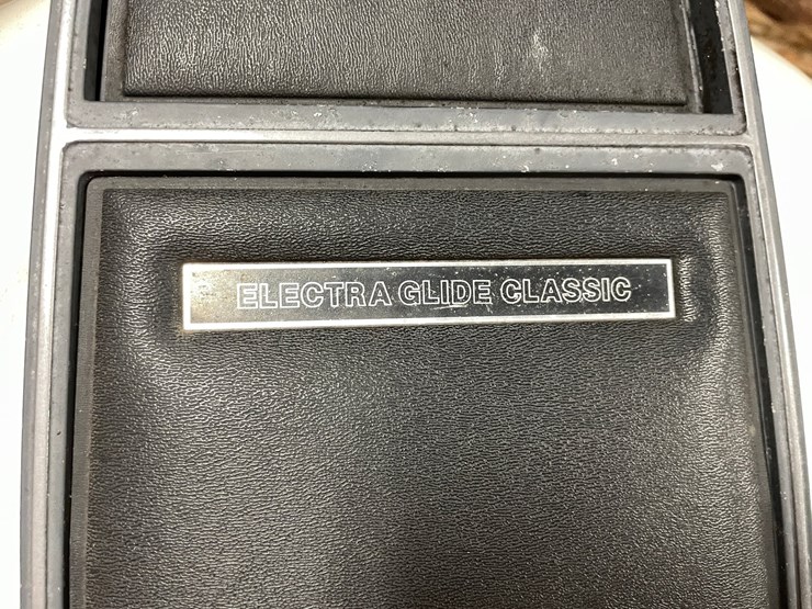 #1251-•-1986-harley-davidson-electric-glide-classic-motorcycle-(has-wi-title)-image-8