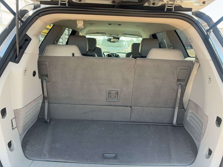 2015-buick-enclave-image-10
