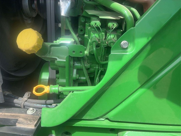 2022-john-deere-r-image-45