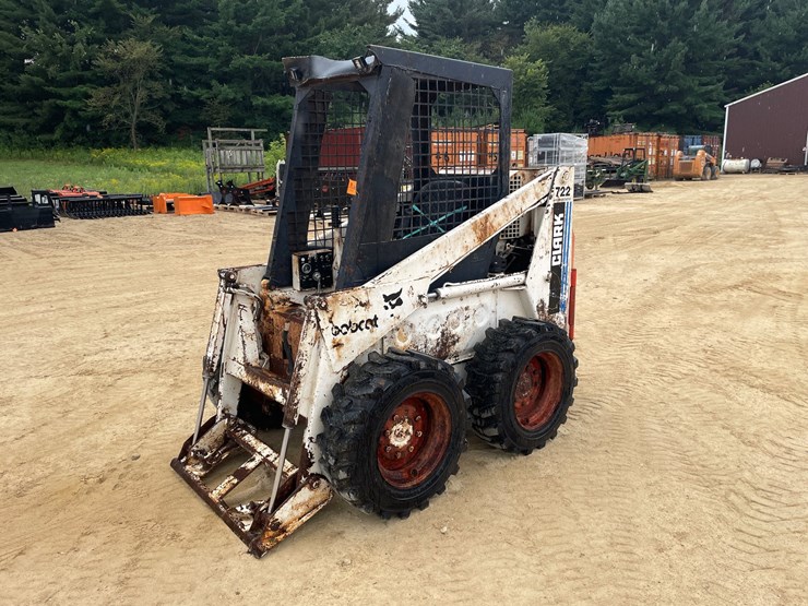 #313-•-bobcat-7222-hydrostatic-skidsteer-image-1
