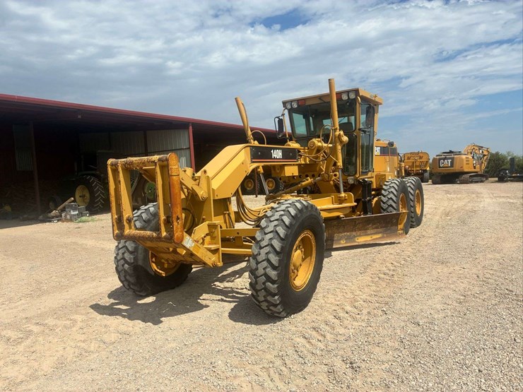 2002-caterpillar-140h-image-2