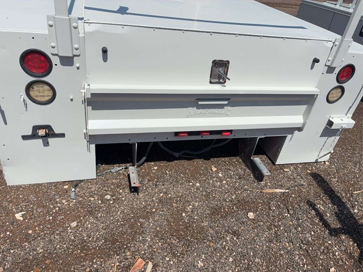 utility-truck-bed-image-15