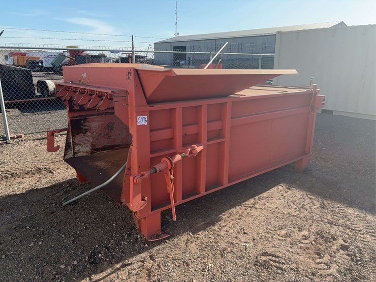 trash-compactor-image-4
