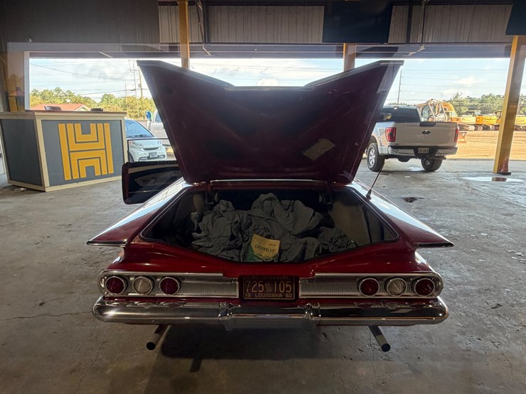 #128-•-1960-chevrolet-impala-2-door-hardtop-–-348-v8-image-98