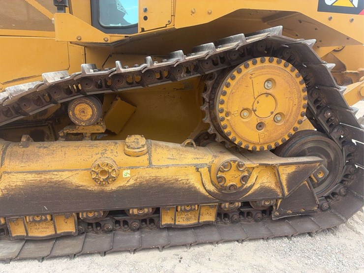2015-caterpillar-d6t-xl-image-15