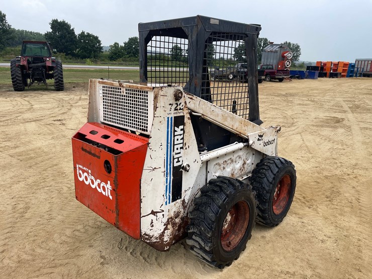 #313-•-bobcat-7222-hydrostatic-skidsteer-image-5