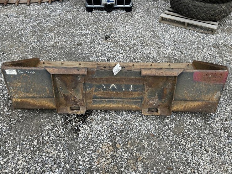 84"-smooth-skid-steer-bucket-image-4
