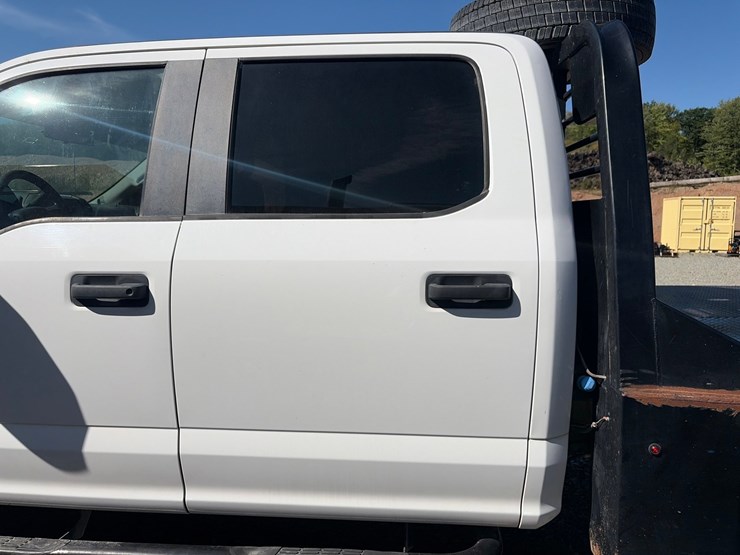 2019-ford-f550-image-19