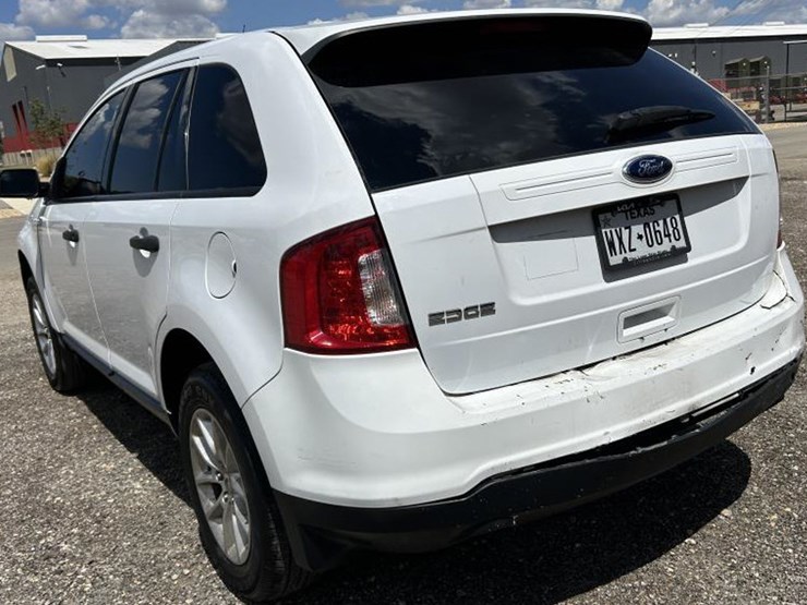2014-ford-edge-image-6