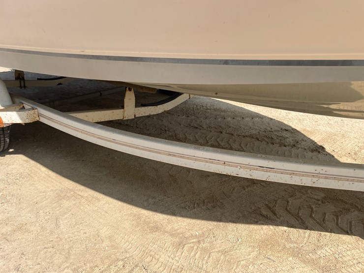 #1243-•-1993-starcraft-191-fiberglass-boat-(has-wi-title)-image-116
