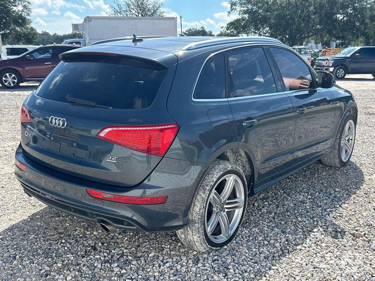 2011-audi-q5-image-3