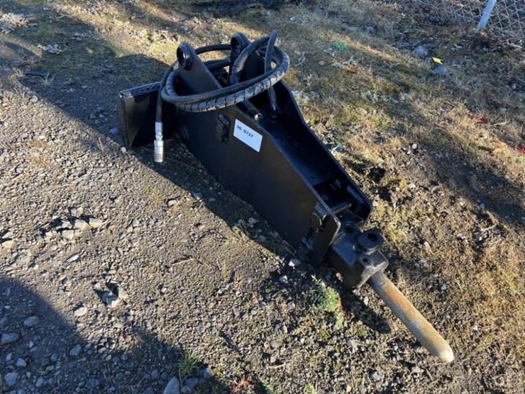 hydraulic-breaker-image-1