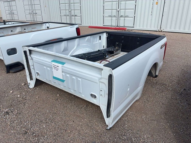 2023-ford-truck-bed-image-1