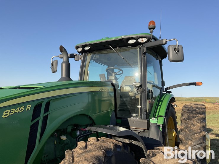 2014-john-deere-8345r-image-12