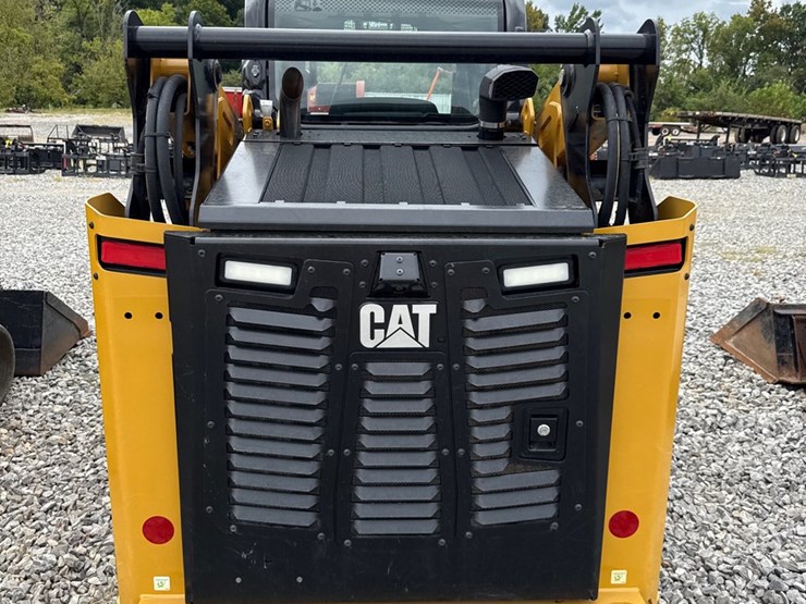 2024-caterpillar-255-image-5