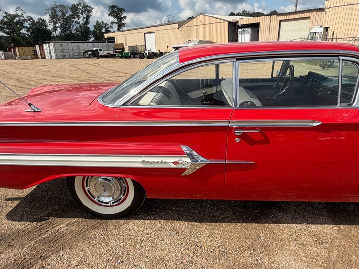 #128-•-1960-chevrolet-impala-2-door-hardtop-–-348-v8-image-57