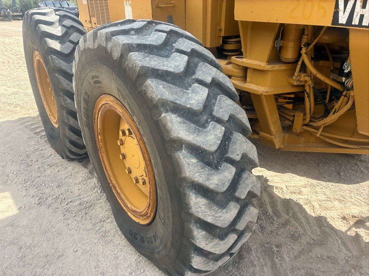 2002-caterpillar-140h-image-49