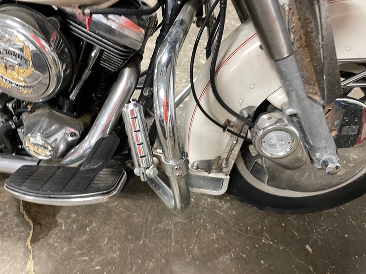 #1251-•-1986-harley-davidson-electric-glide-classic-motorcycle-(has-wi-title)-image-31