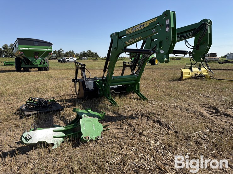 super-stars-8300-auto-level-grapple-loader-image-6