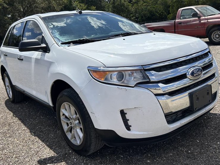 2014-ford-edge-image-3