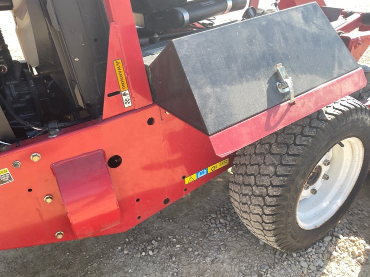 #1252-•-toro-328d-groundmaster-front-cut-diesel-mower-image-21