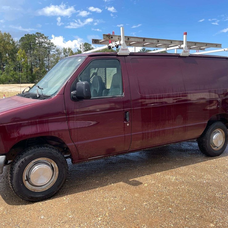 2005 FORD CARGO