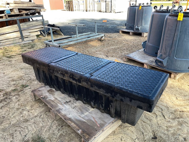 #3874-•-tuff-box-poly-truck-tool-box-image-3