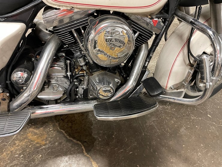 #1251-•-1986-harley-davidson-electric-glide-classic-motorcycle-(has-wi-title)-image-22