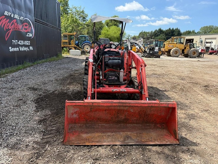2018-kubota-l2501hst-image-7