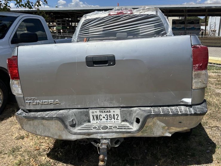 2013-toyota-tundra-image-5
