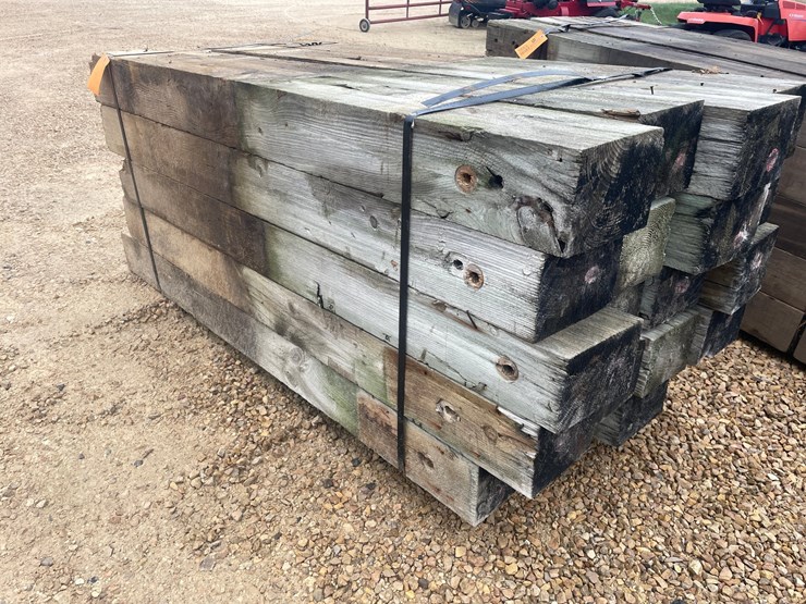 #3882-•-bundle-of-used-guard-rail-posts-image-4