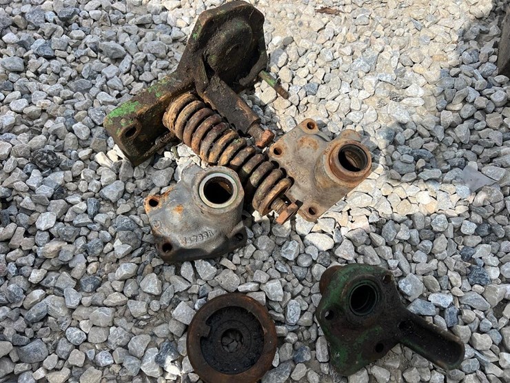 john-deere-5-image-13
