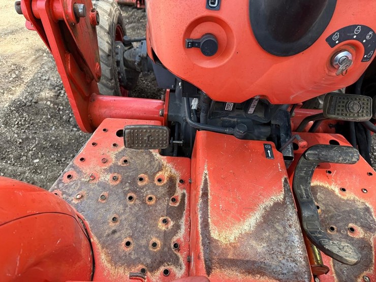 2018-kubota-l2501hst-image-26
