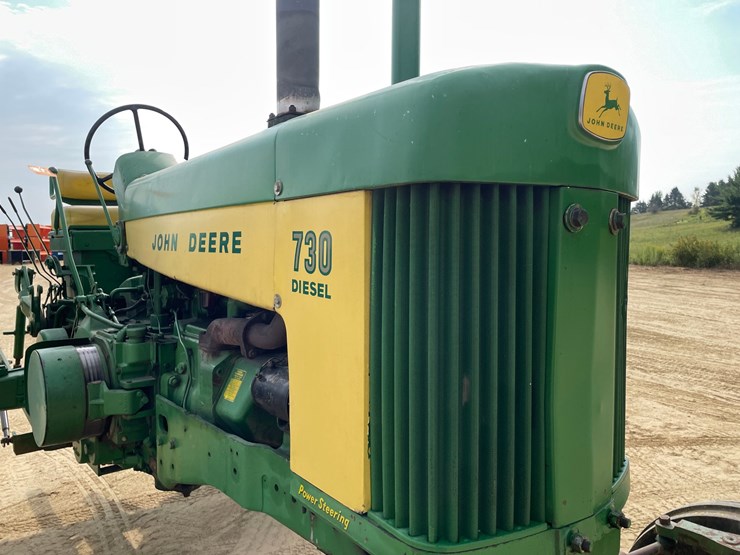 john-deere-730-image-14