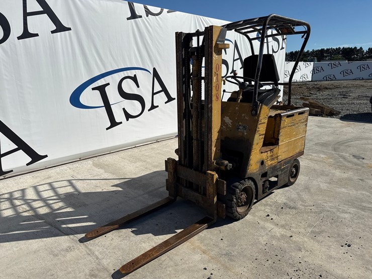 #5504-•-toyota-fbcs20-electric-forklift-image-29