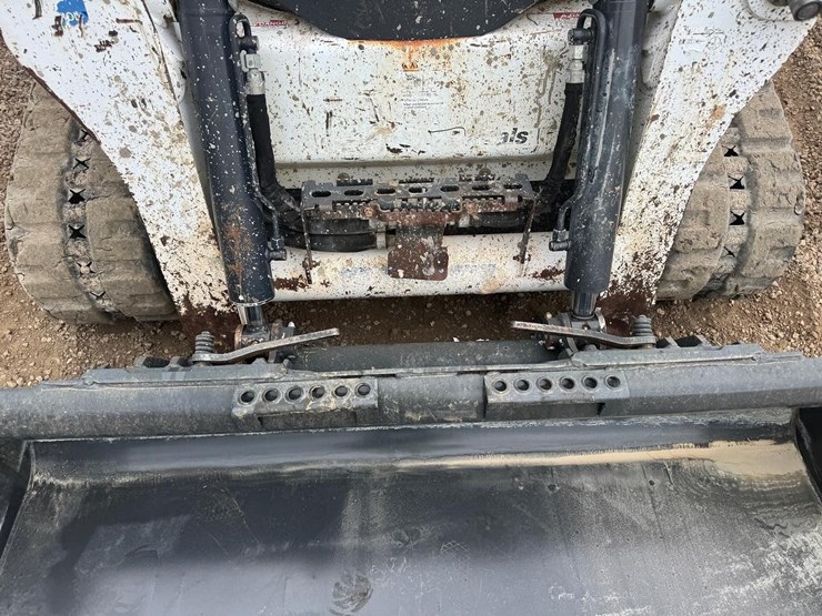 2018-bobcat-t630-image-11