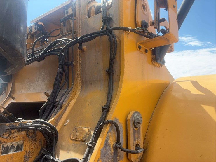 caterpillar-966k-image-7