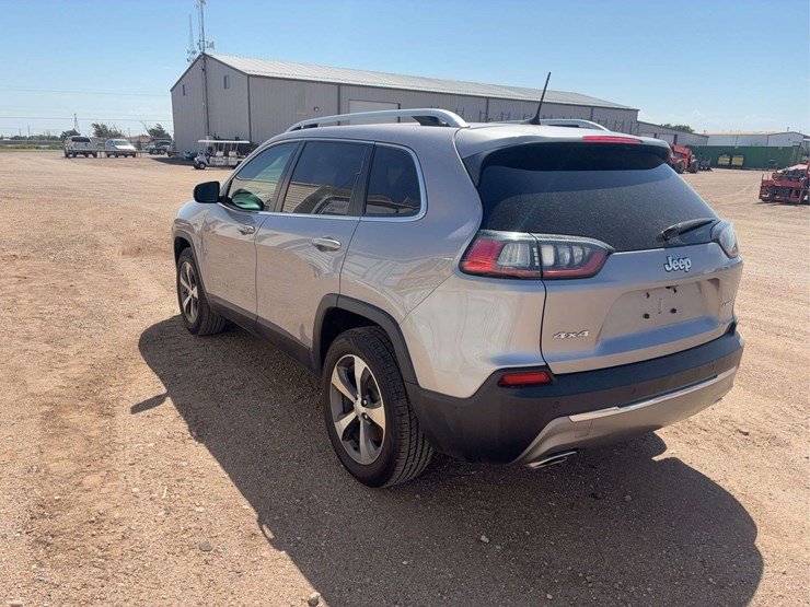 2020-jeep-cherokee-limited-image-3