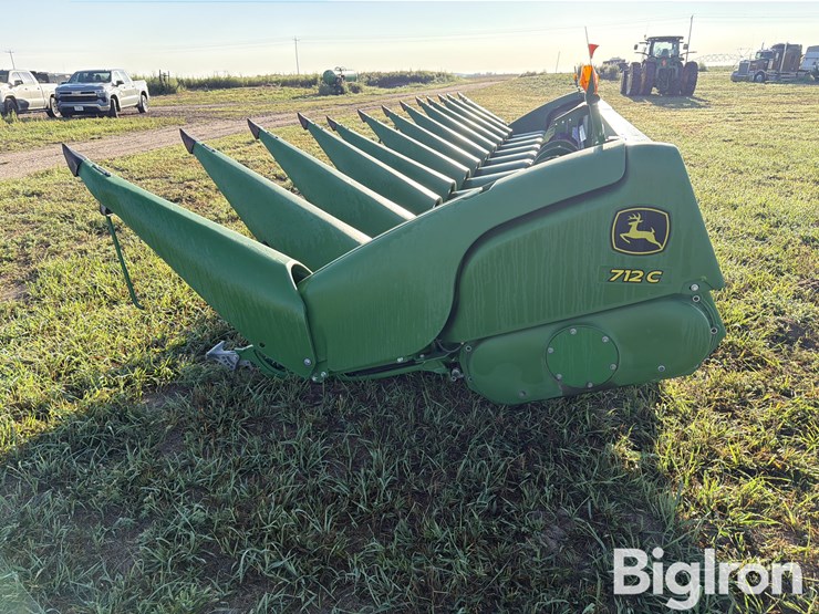 2019-john-deere-712c-image-8