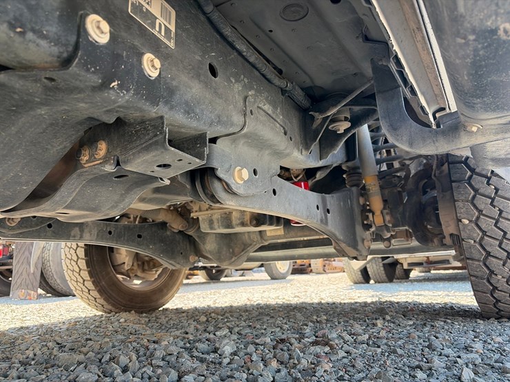 2019-ford-f550-image-34